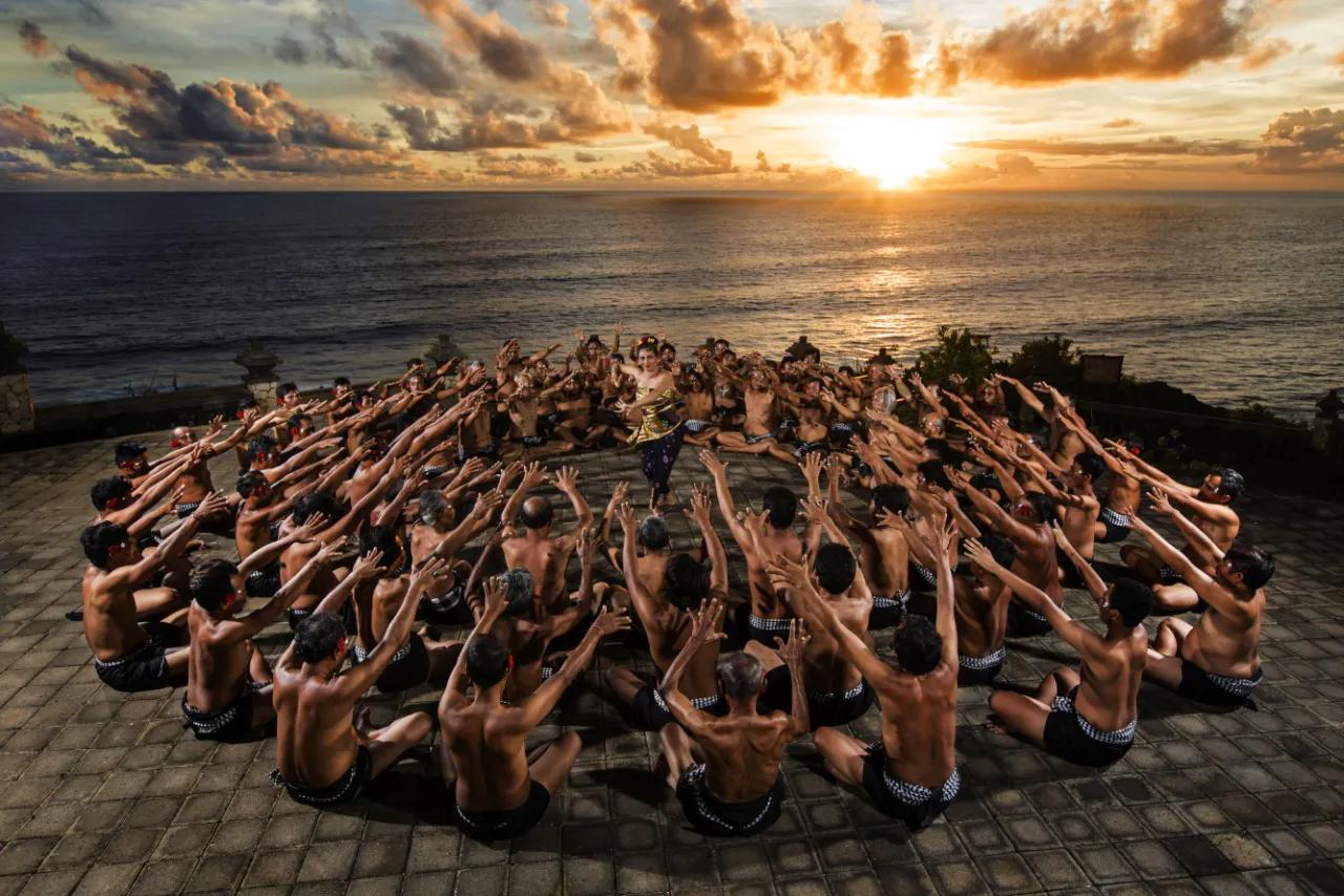 tali kecak di bali